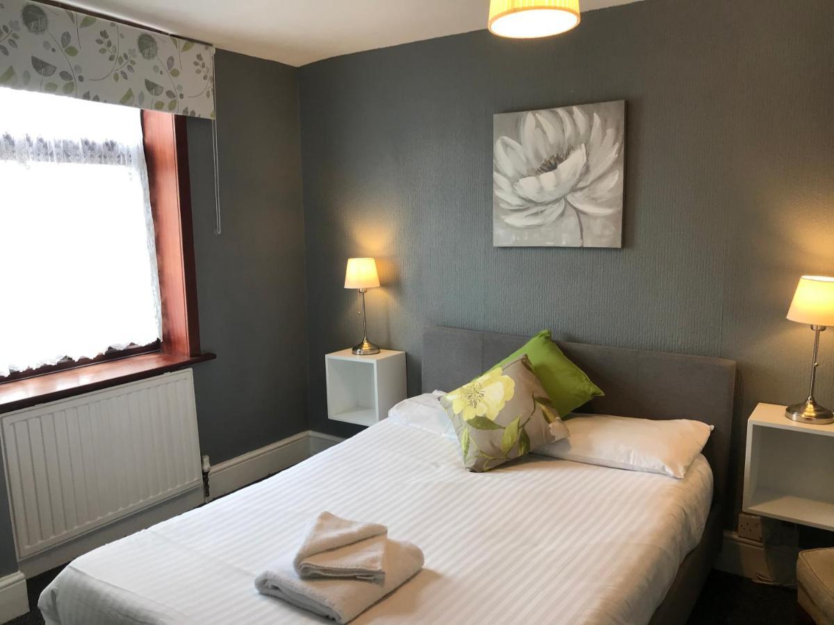 Bridgemary Manor Hotel & Pub Gosport Ngoại thất bức ảnh