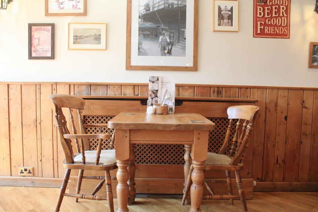 Bridgemary Manor Hotel & Pub Gosport Ngoại thất bức ảnh