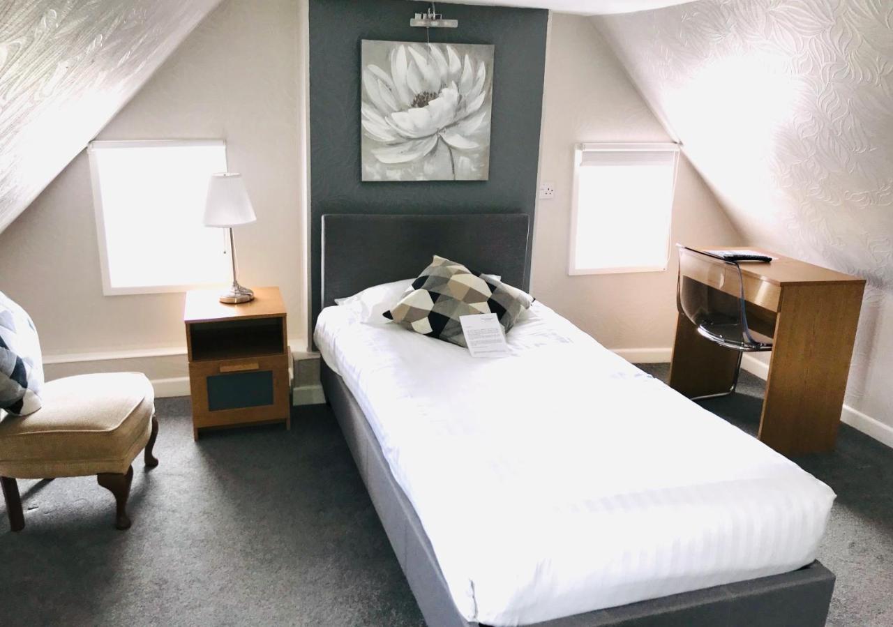 Bridgemary Manor Hotel & Pub Gosport Ngoại thất bức ảnh